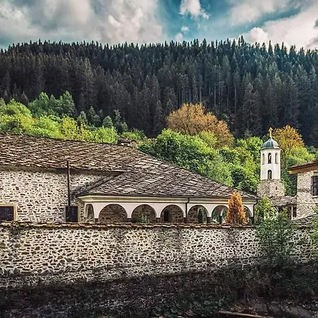 майоровата къща Широка-Лыка