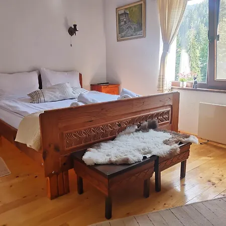 майоровата къща