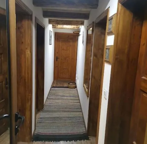 Ваканционна къща майоровата къща