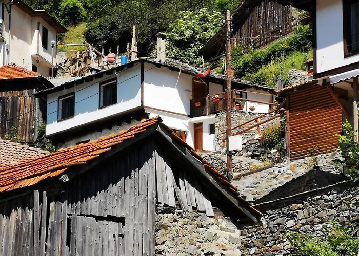 בית נופש майоровата къща Shiroka Lŭka